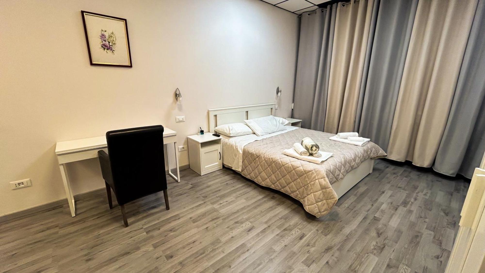 Loft Office 17 Hotel Castel Maggiore Exterior photo